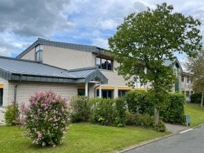 Grundschule an der Wiesenau Grundschule an der Wiesenau