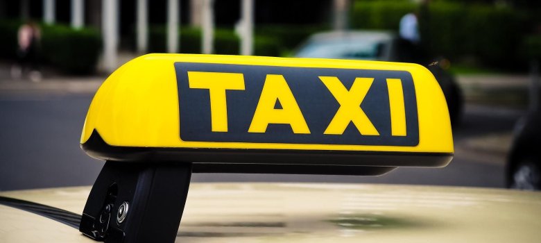 Taxi