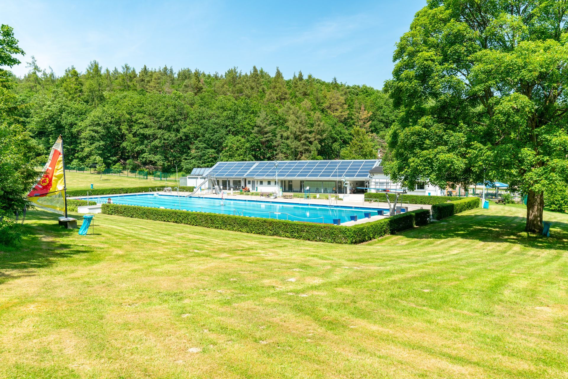 Waldschwimmbad Neu-Anspach Waldschwimmbad Neu-Anspach
