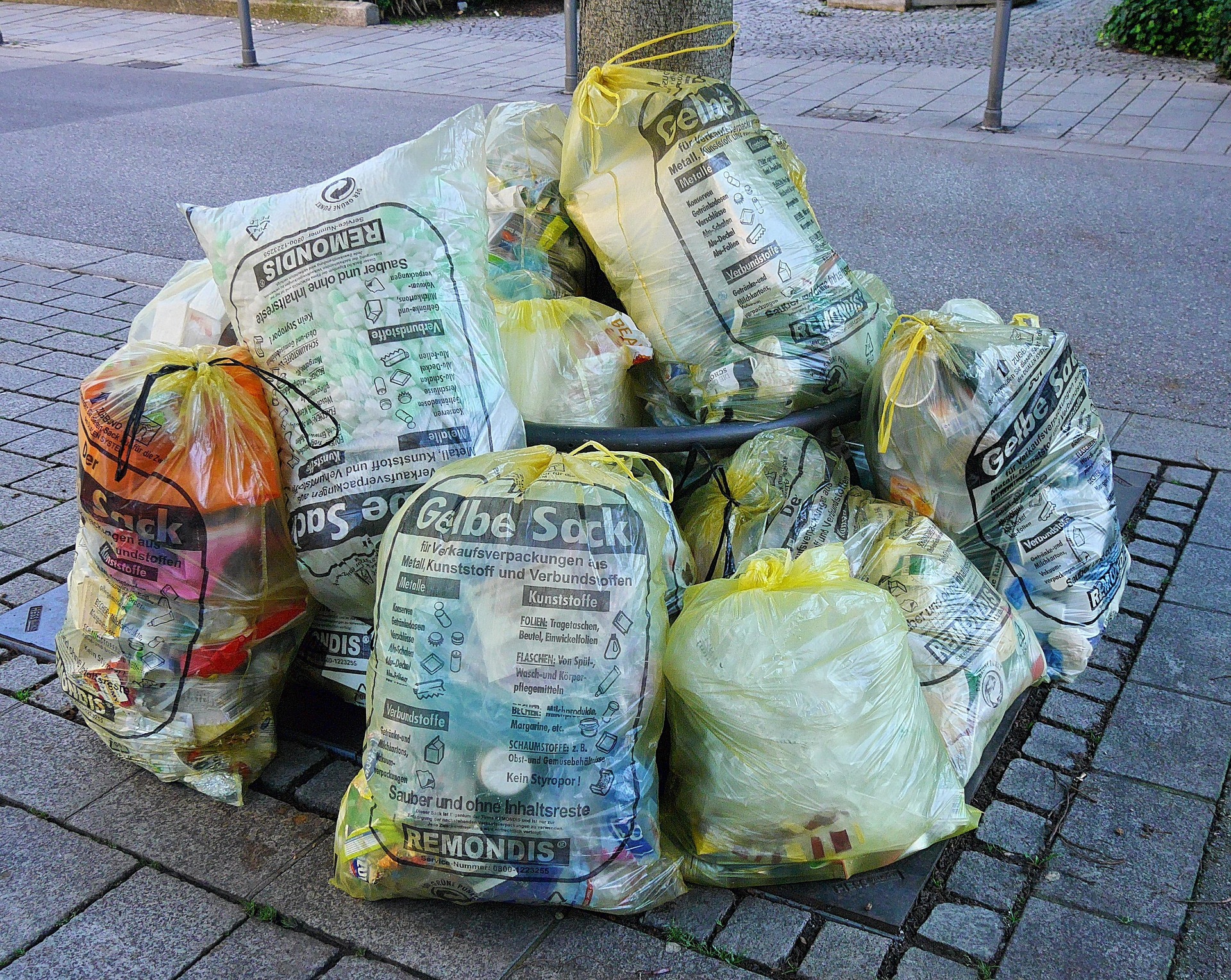 Gelbe Säcke im Stadtgebiet Gelbe Säcke im Stadtgebiet